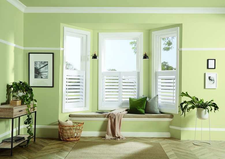 024 LL 2019 Shutters Arctic 89mm Moda L Frame Cafe Bay Window Seat Main Open Green MAIL